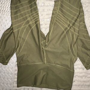 Green Lululemon Wunder Under Pants. Never worn.